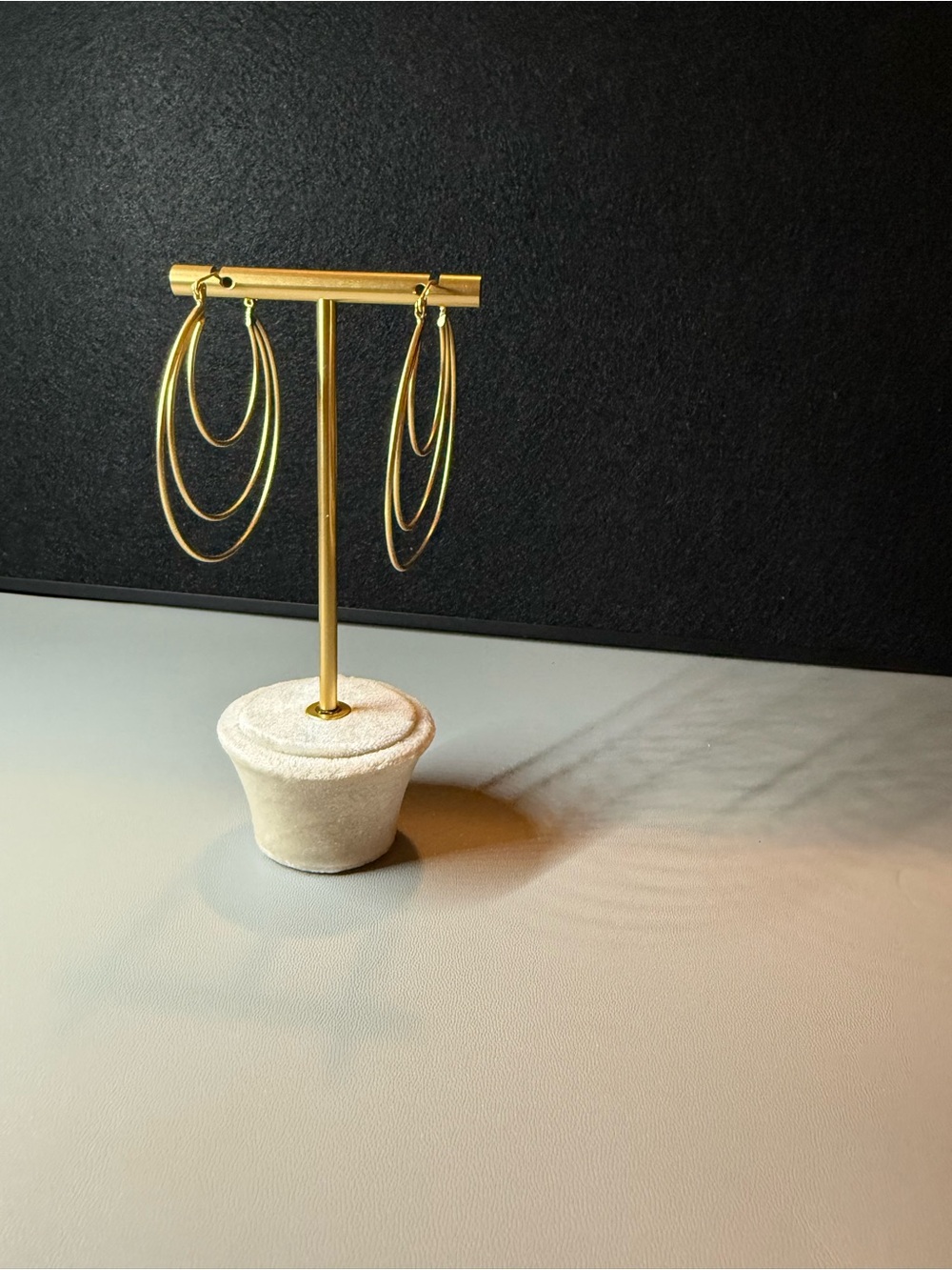 Gold-Tone Triple Hoop Statement Earrings (Large) 🗽